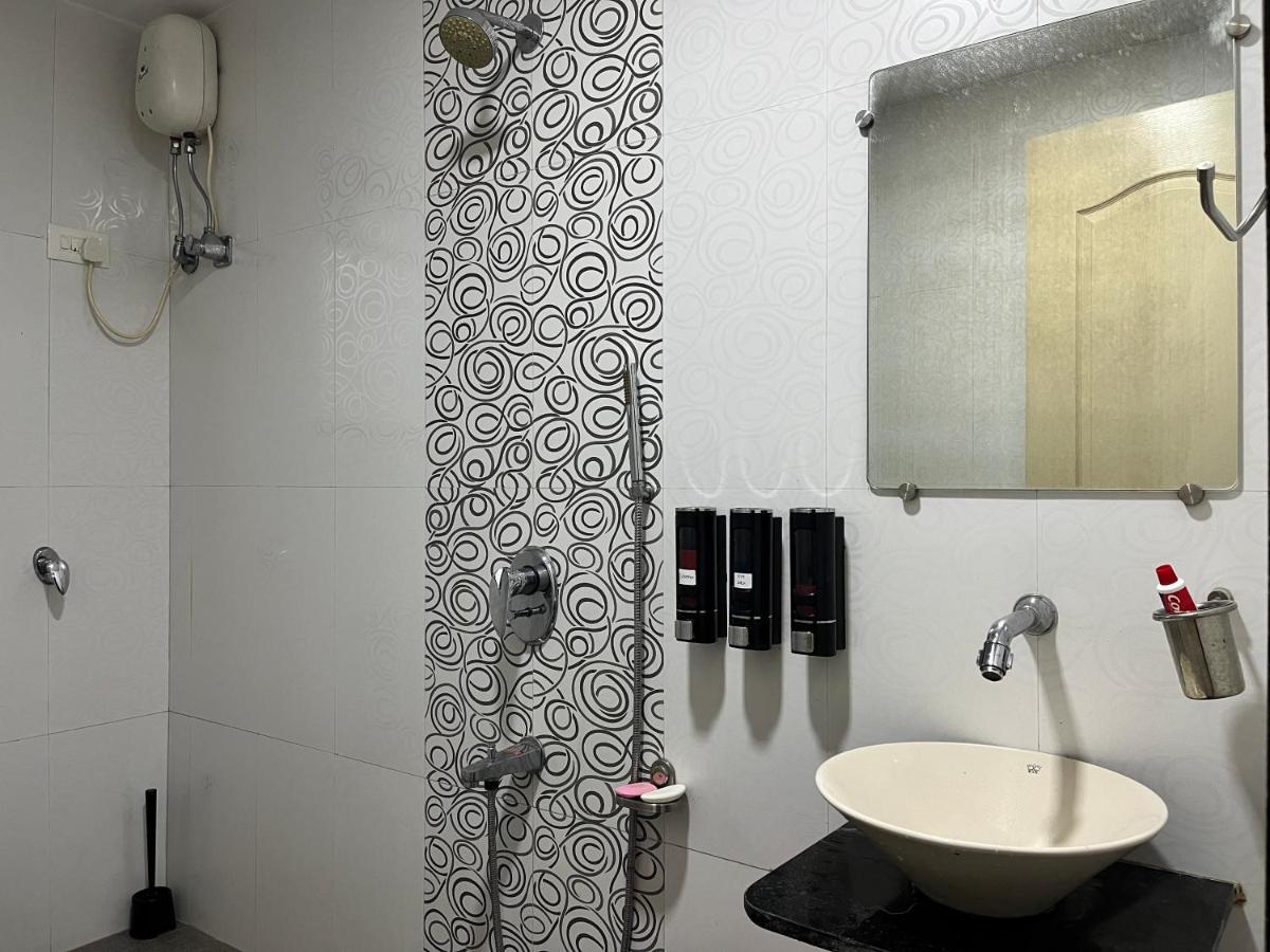 Tranquil : 3Bhk Spacious Villa In Gold Valley Lonavala Bagian luar foto